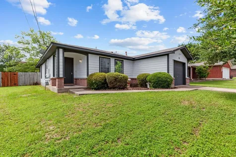 112 James Lin Circle Kyle TX 78640