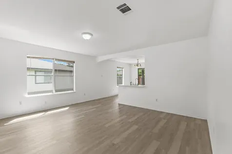 112 James Lin Circle Kyle TX 78640