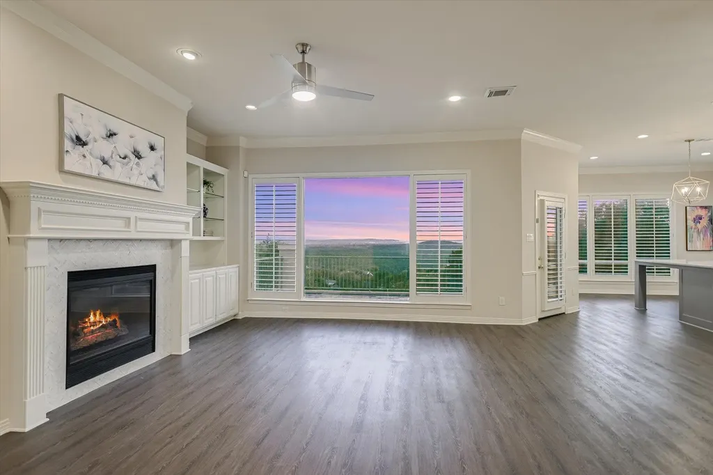 4501 Golf Vista Drive Austin TX 78730