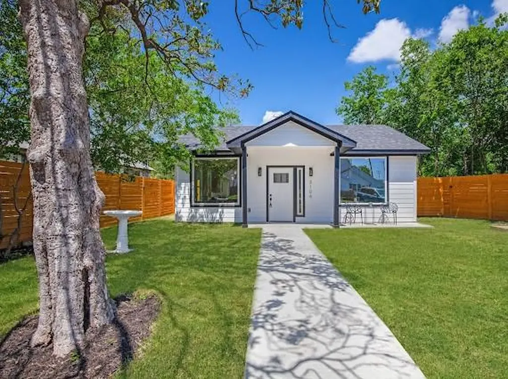3104 E 16th Street Austin TX 78702