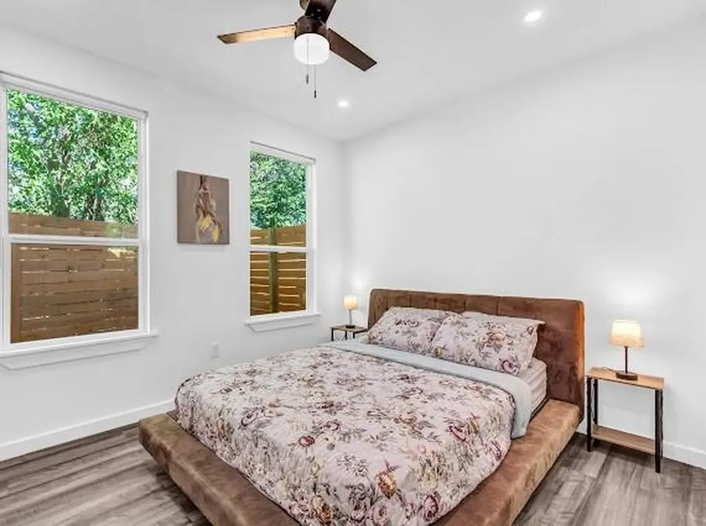 3104 E 16th Street Austin TX 78702