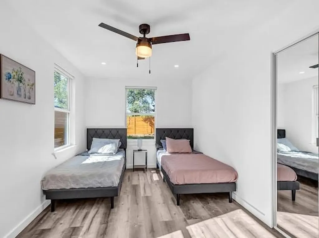 3104 E 16th Street Austin TX 78702