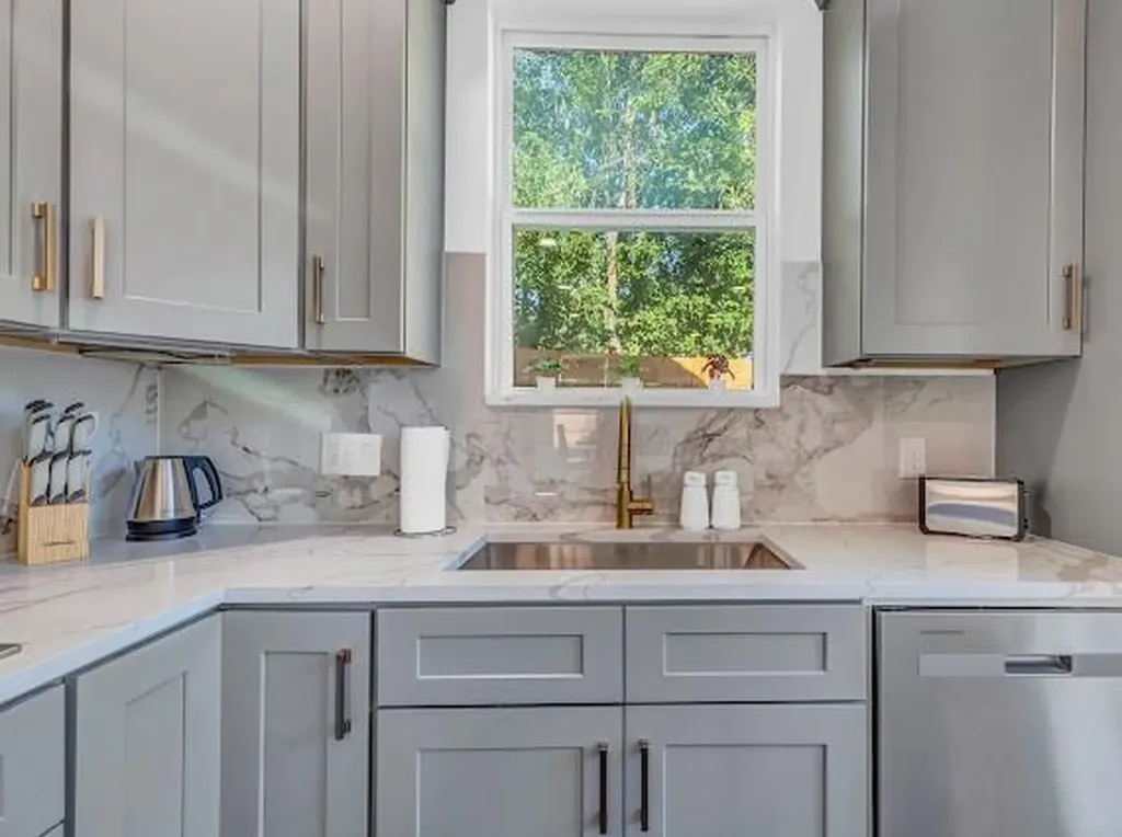 3104 E 16th Street Austin TX 78702