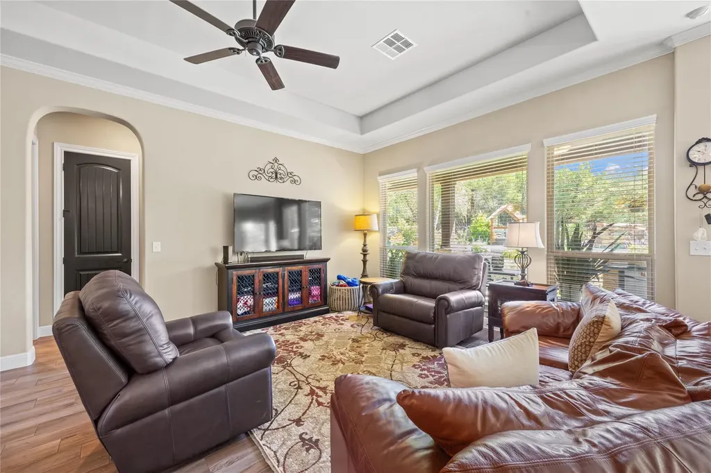17001 Northlake Hills Drive Jonestown TX 78645