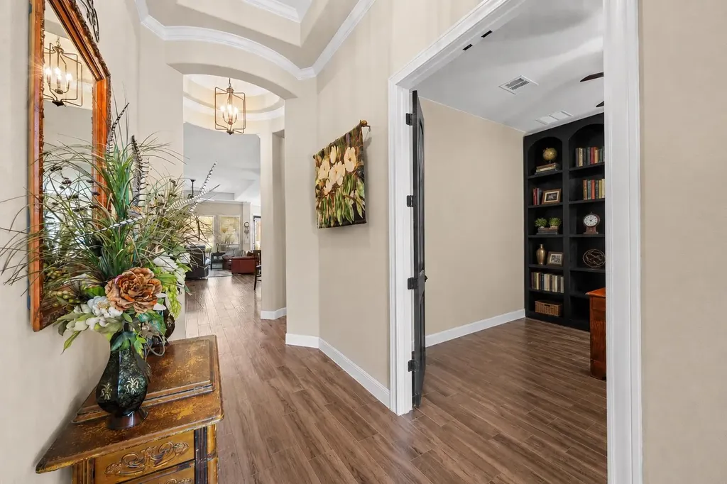 17001 Northlake Hills Drive Jonestown TX 78645