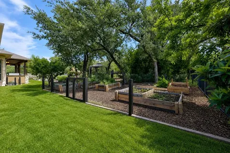 17001 Northlake Hills Drive Jonestown TX 78645