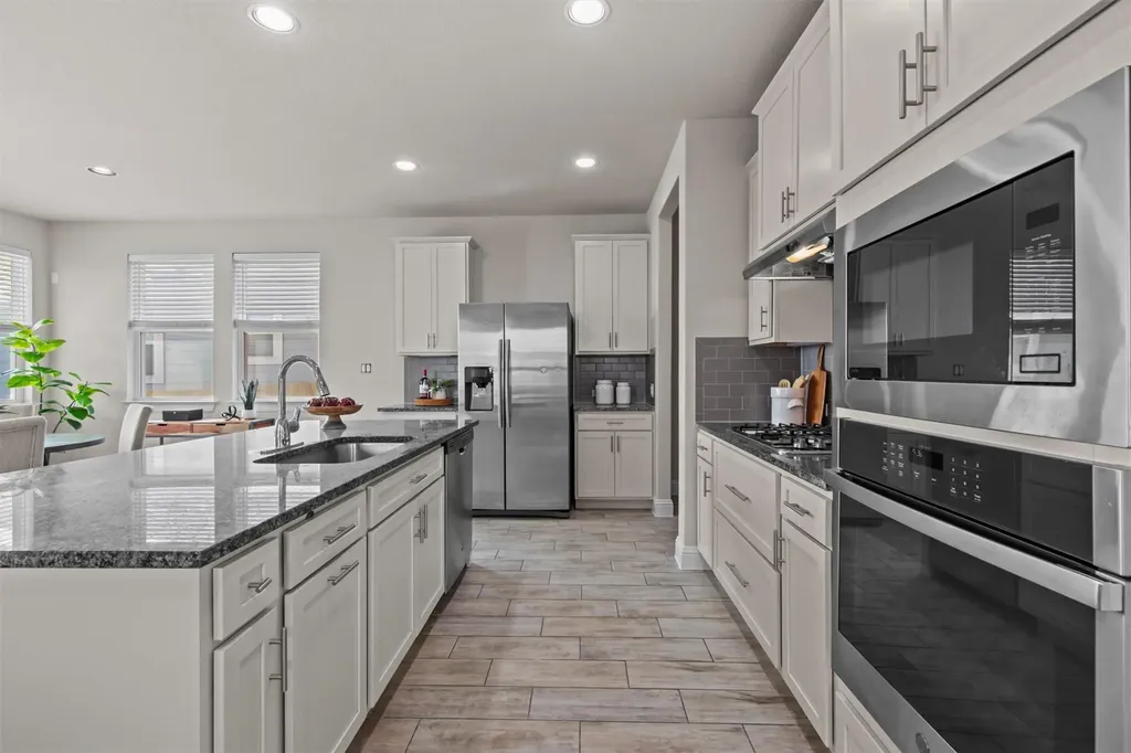 124 Oakstone Drive Georgetown TX 78628