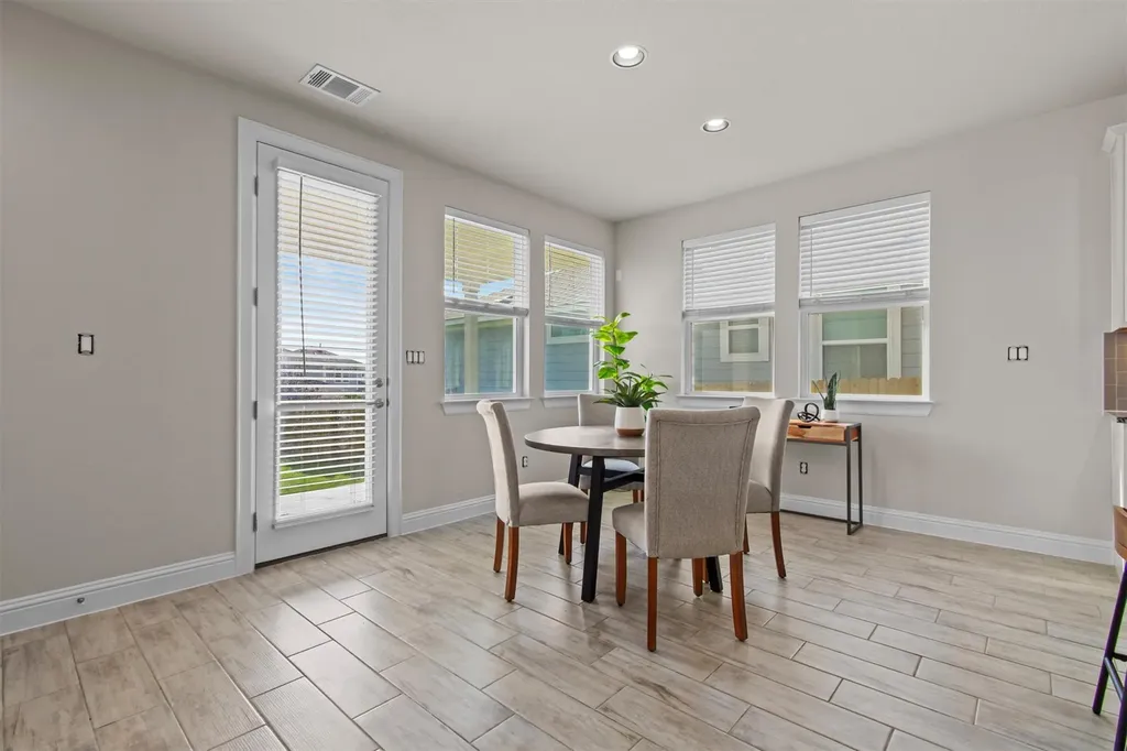 124 Oakstone Drive Georgetown TX 78628