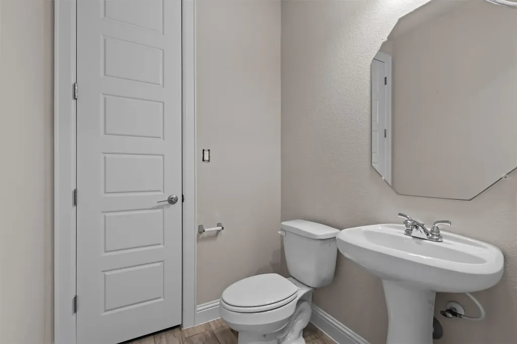 124 Oakstone Drive Georgetown TX 78628
