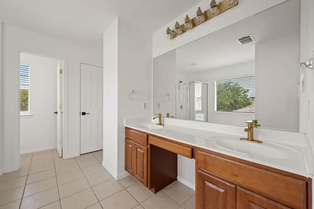 11008 Silo Valley Drive Austin TX 78754