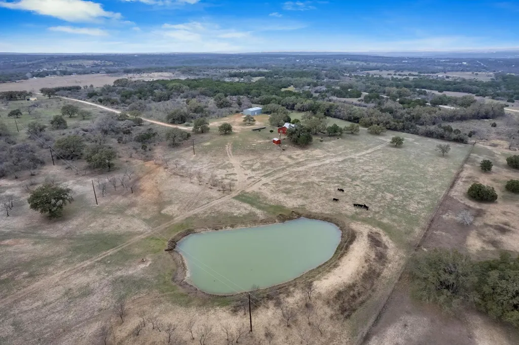 117 County Road 407 Spicewood TX 78669