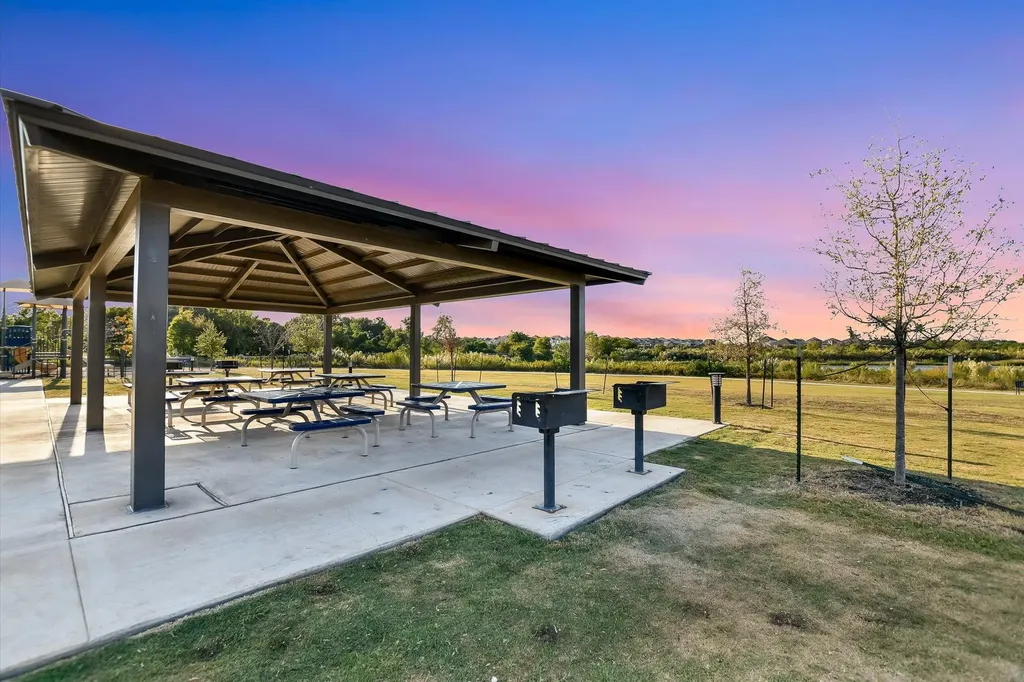 737 Leeward Pass Leander TX 78641