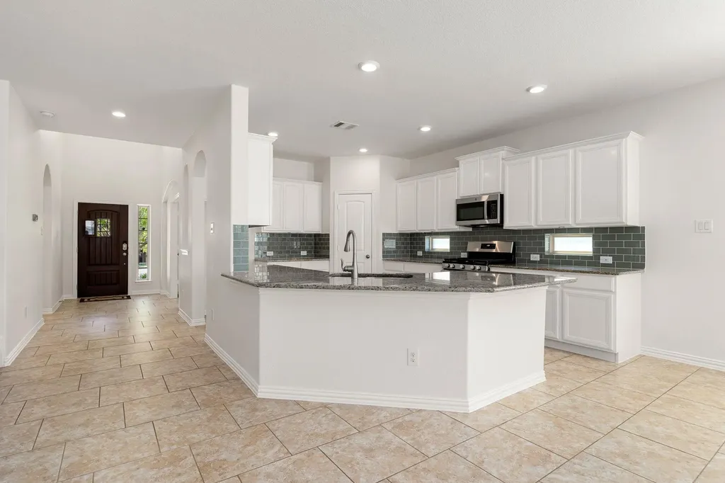 4032 Flowstone Lane Round Rock TX 78681