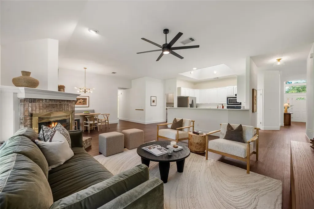 3501 Corner Brook Cove Austin TX 78739