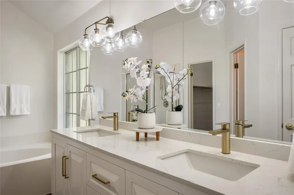 3501 Corner Brook Cove Austin TX 78739
