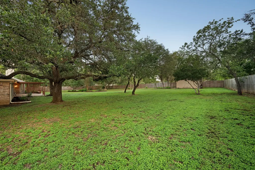 3501 Corner Brook Cove Austin TX 78739