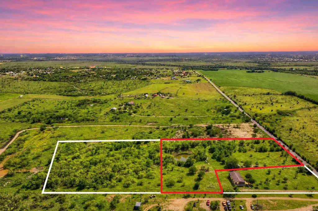 401 Graef (148539) Road Kyle TX 78640