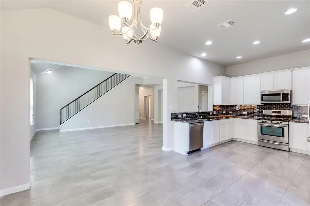 11608 Reading Court Austin TX 78717