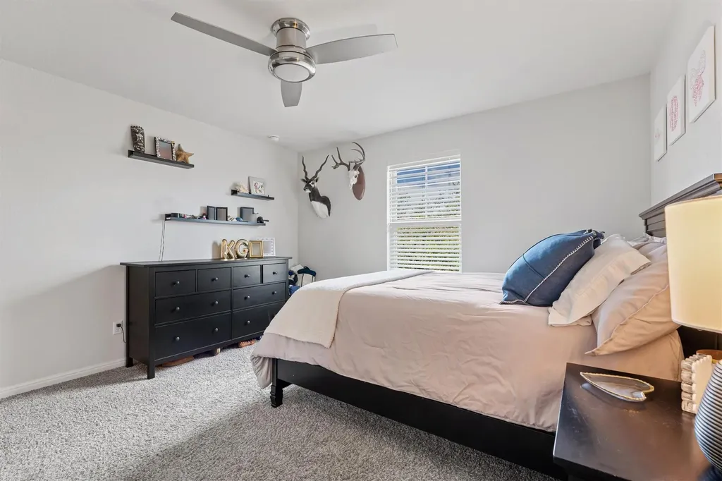 612 Sigourney Way Leander TX 78641