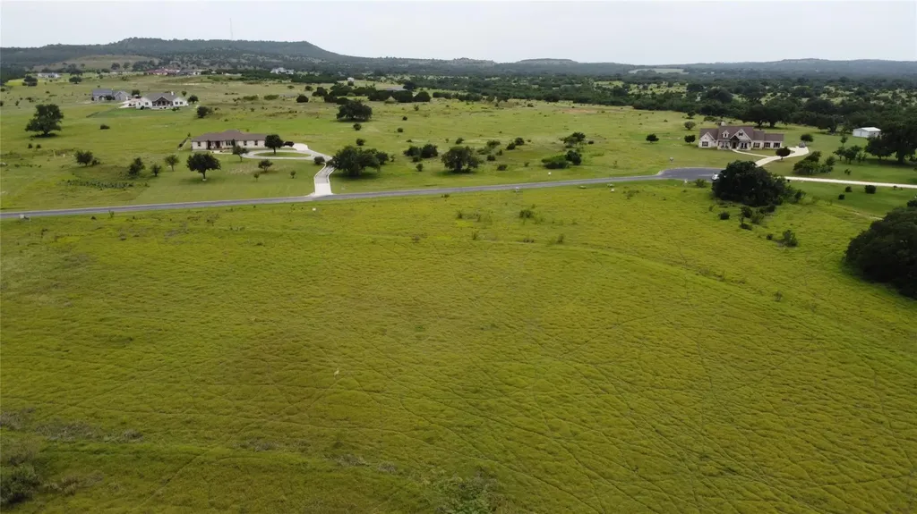 21 / 22 Blackbuck Court Marble Falls TX 78654
