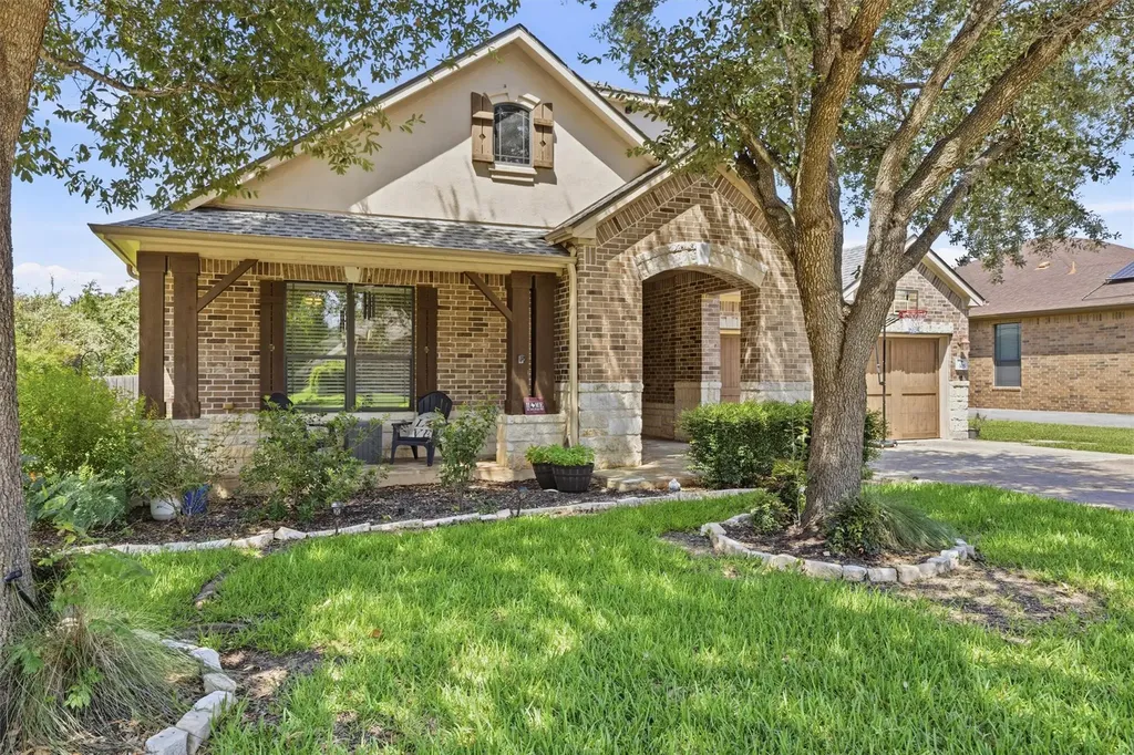 305 Hogg Pecan Pass Austin TX 78748