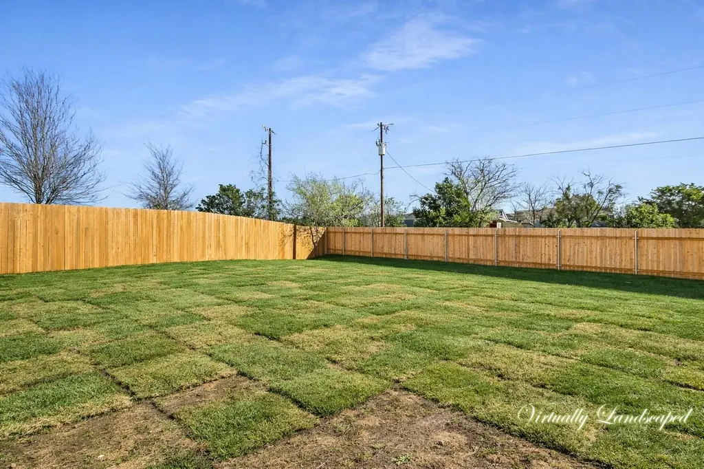 511-513 Lion Drive Leander TX 78641