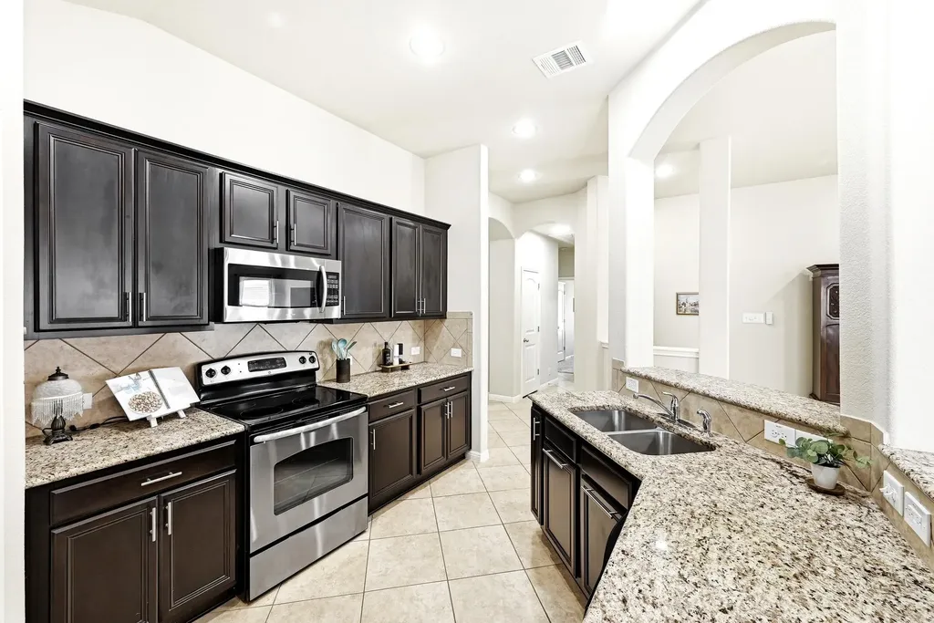 1204 Kingston Lacy Boulevard Pflugerville TX 78660