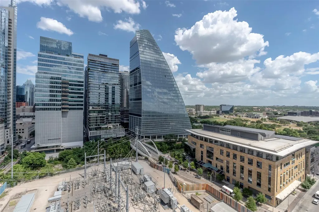 222 West Avenue Austin TX 78701