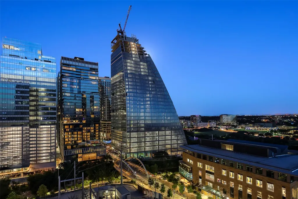 222 West Avenue Austin TX 78701