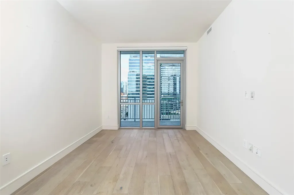 222 West Avenue Austin TX 78701