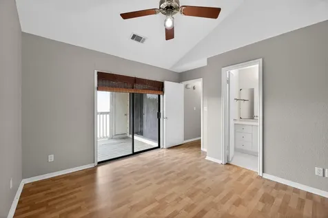 1013 Chestnut Street San Marcos TX 78666