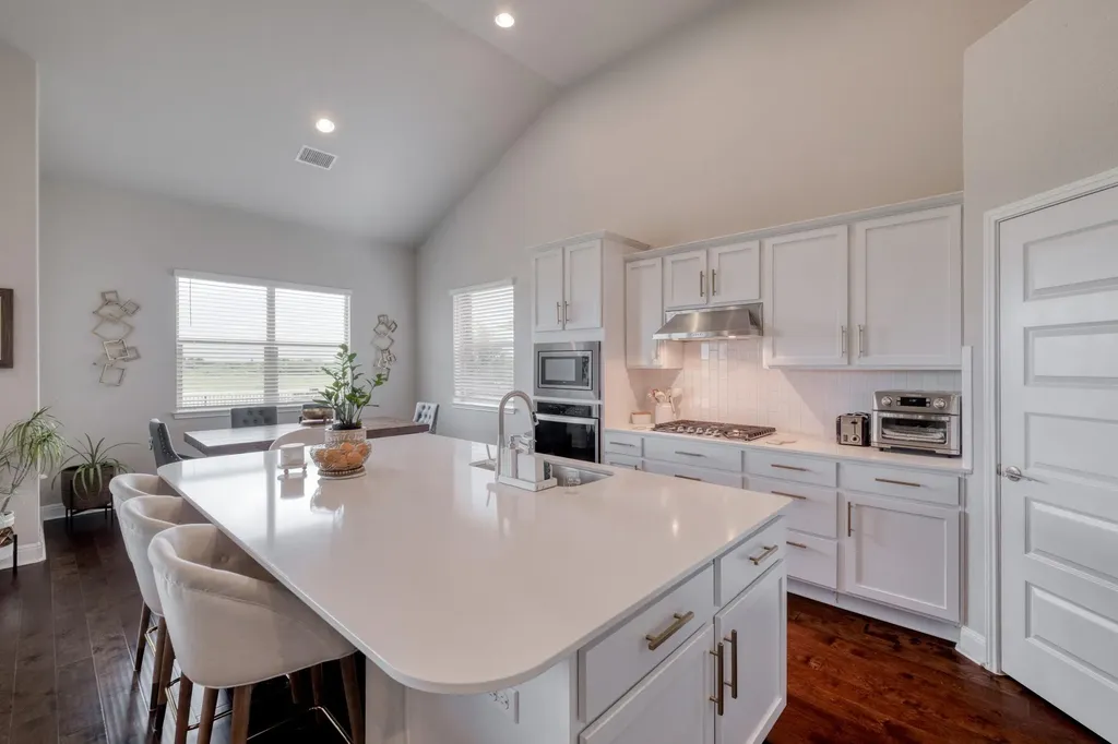 16940 Aventura Avenue Pflugerville TX 78660