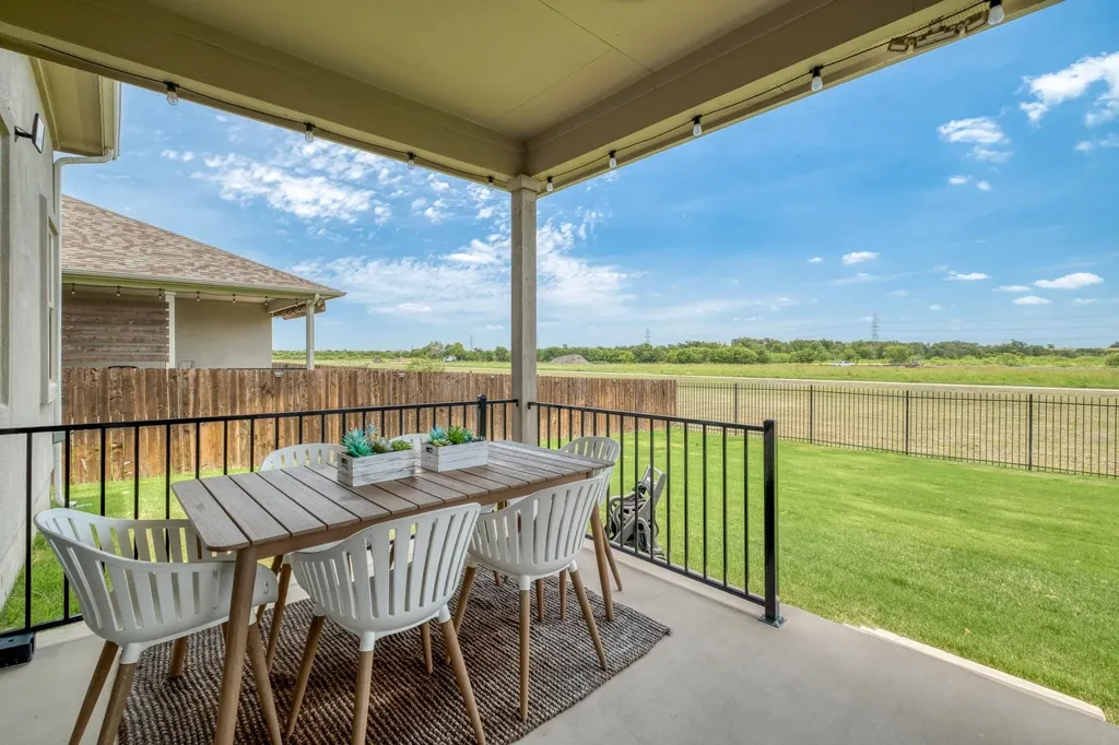 16940 Aventura Avenue Pflugerville TX 78660