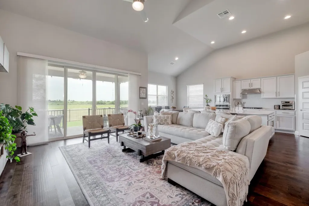 16940 Aventura Avenue Pflugerville TX 78660