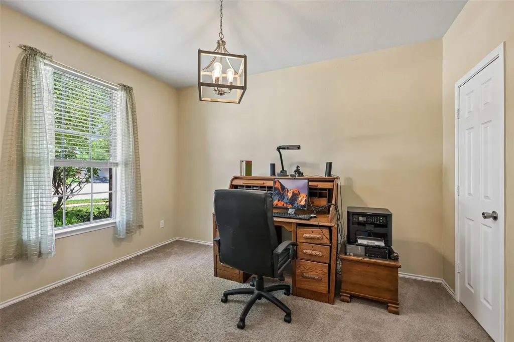 140 Lynn Crest Bend Buda TX 78610
