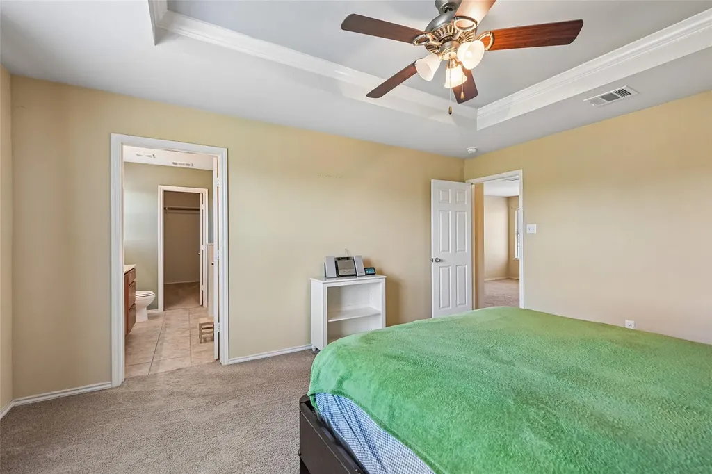 140 Lynn Crest Bend Buda TX 78610