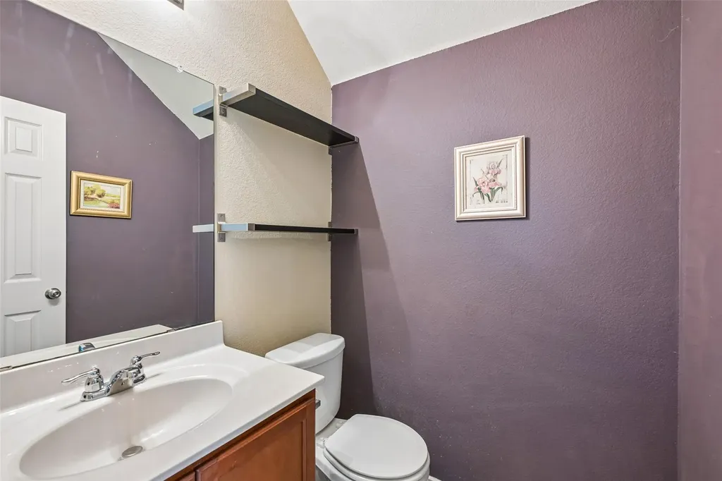 140 Lynn Crest Bend Buda TX 78610