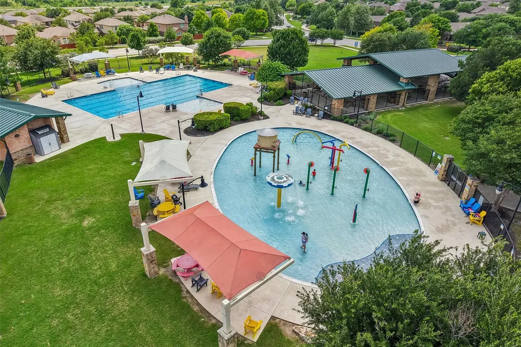 140 Lynn Crest Bend Buda TX 78610
