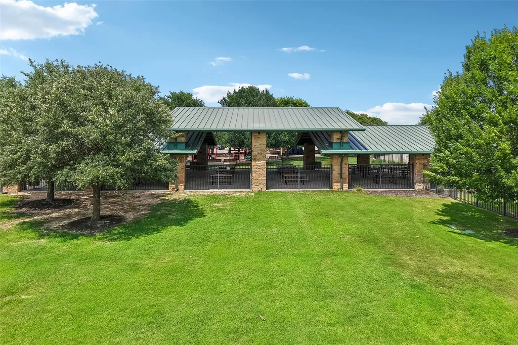 140 Lynn Crest Bend Buda TX 78610