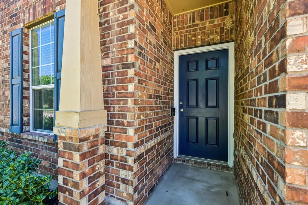 140 Lynn Crest Bend Buda TX 78610