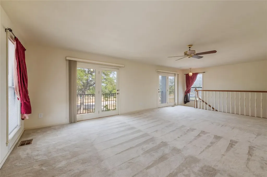 4948 Travis Oaks Drive Marble Falls TX 78654