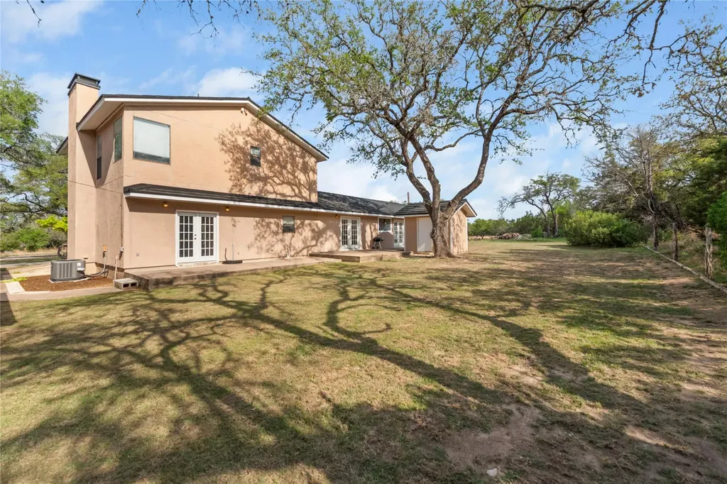 4948 Travis Oaks Drive Marble Falls TX 78654
