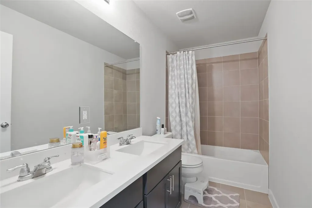 1519 Fenton Hill Drive Leander TX 78641