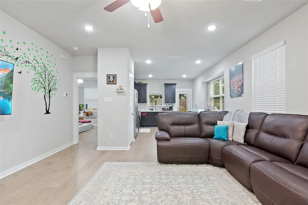 1519 Fenton Hill Drive Leander TX 78641