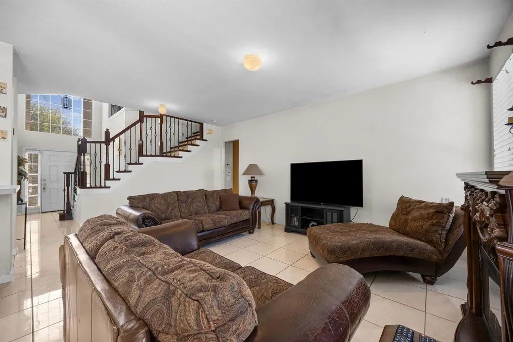 3502 Shiraz Loop Round Rock TX 78665