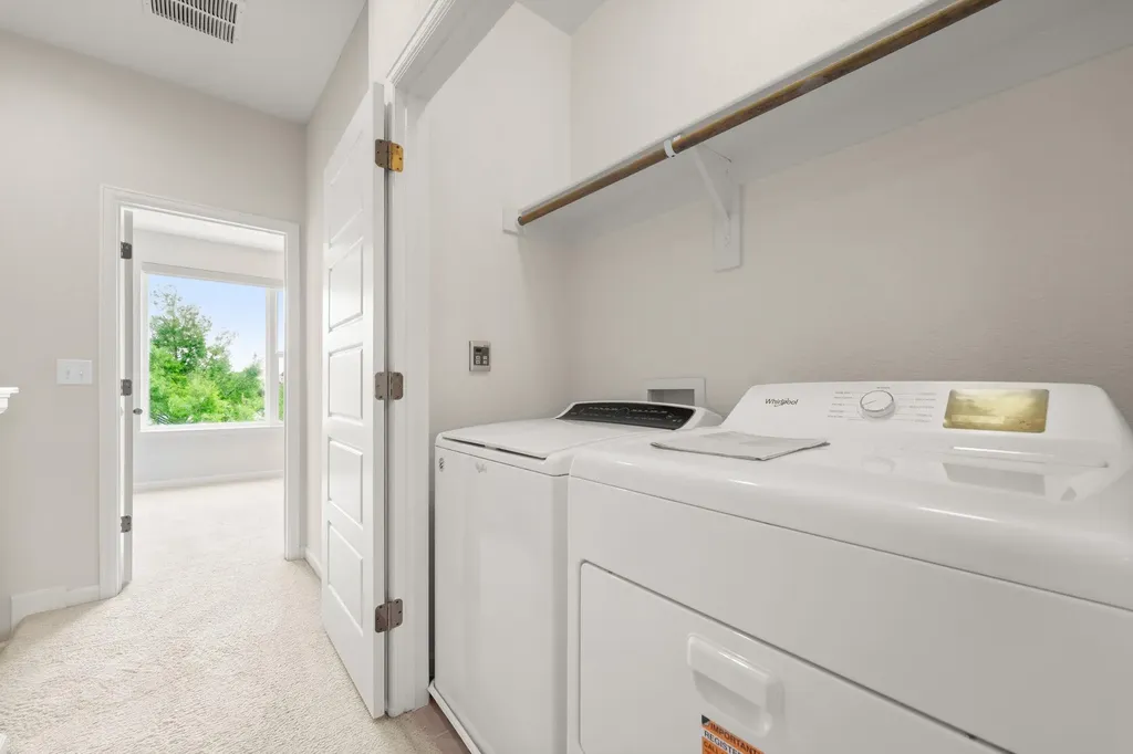 4403 Swift Path Austin TX 78741
