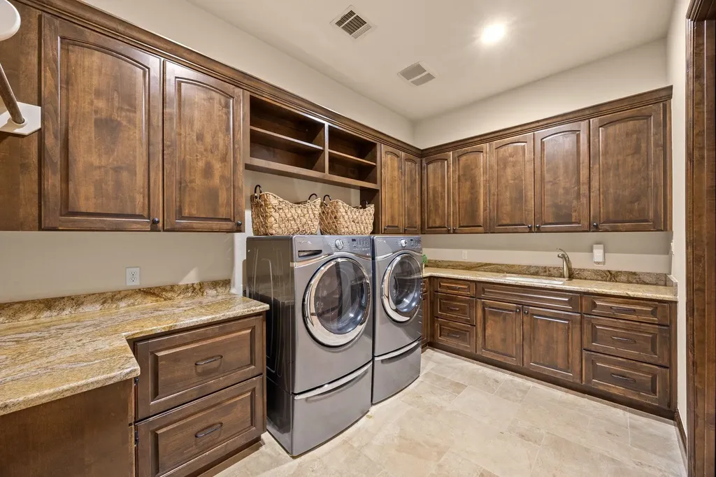 3809 Verano Drive Austin TX 78735