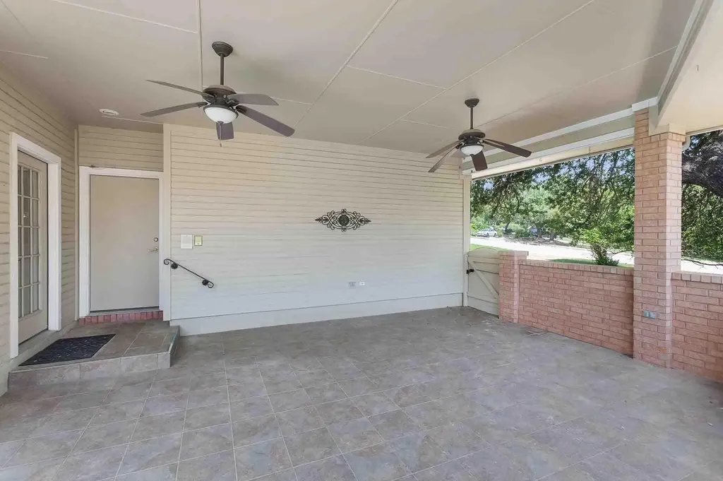 10609 Skyflower Drive Austin TX 78759