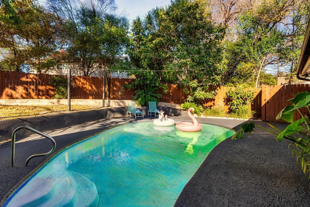 6822 Willamette Drive Austin TX 78723