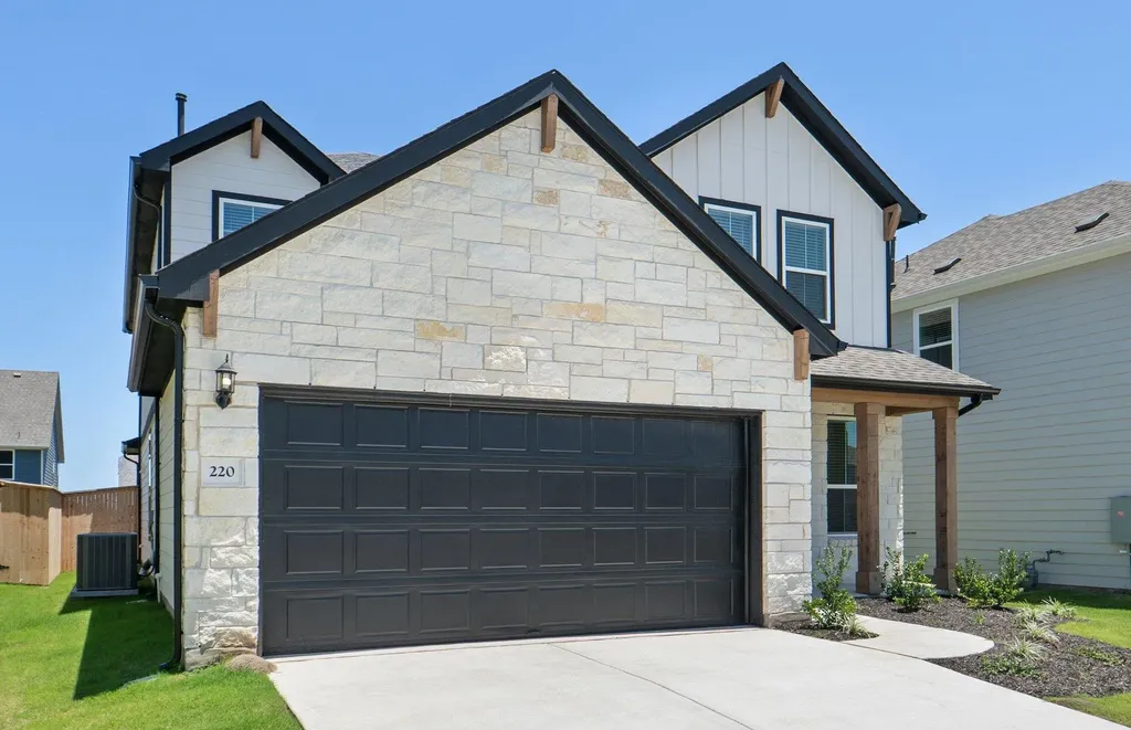 220 Daniels Dusty Trail Georgetown TX 78626